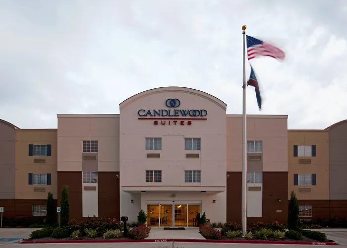Candlewood Victoria By Ihg