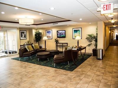 Candlewood By Ihg Hotel