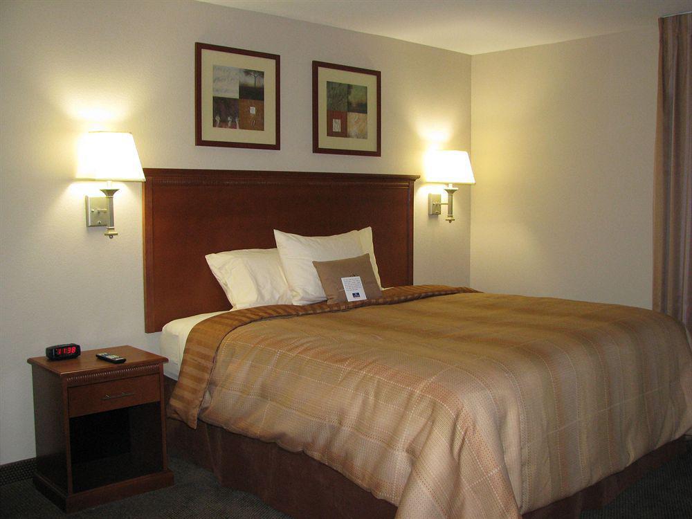 Hotel Candlewood By Ihg Victoria